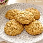 biscotti-con-fiocchi-di-avena-e-mandorle.jpg