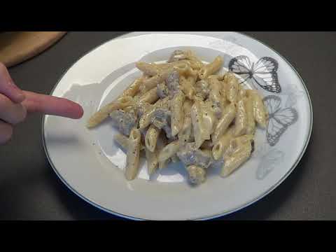 Pasta con salsiccia in bianco cremosa