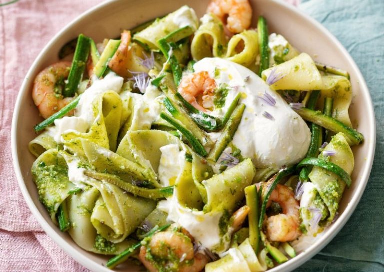 Pasta Fredda con Gamberetti e Zucchine