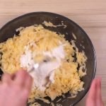 rosti-di-patate-e-cipolle-in-padella