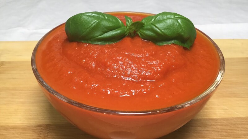 Sugo al pomodoro con passata
